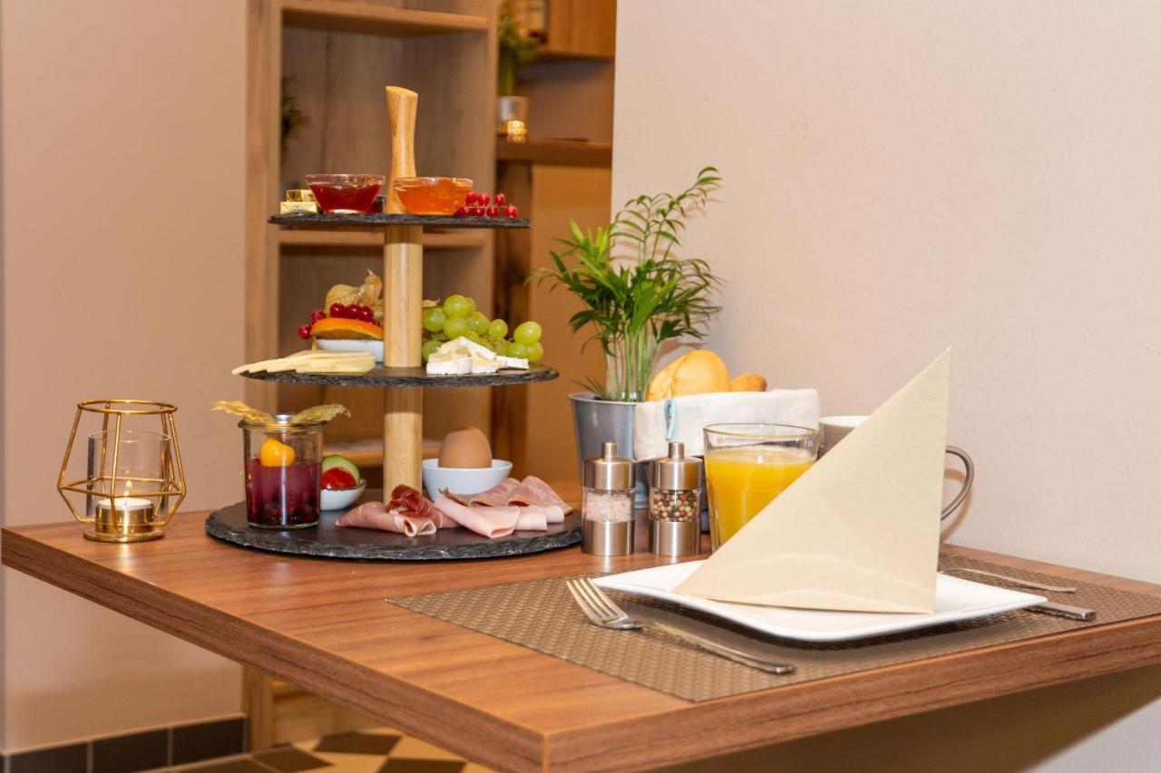 Lok - Die Pension - Das Restaurant Tessin Екстер'єр фото